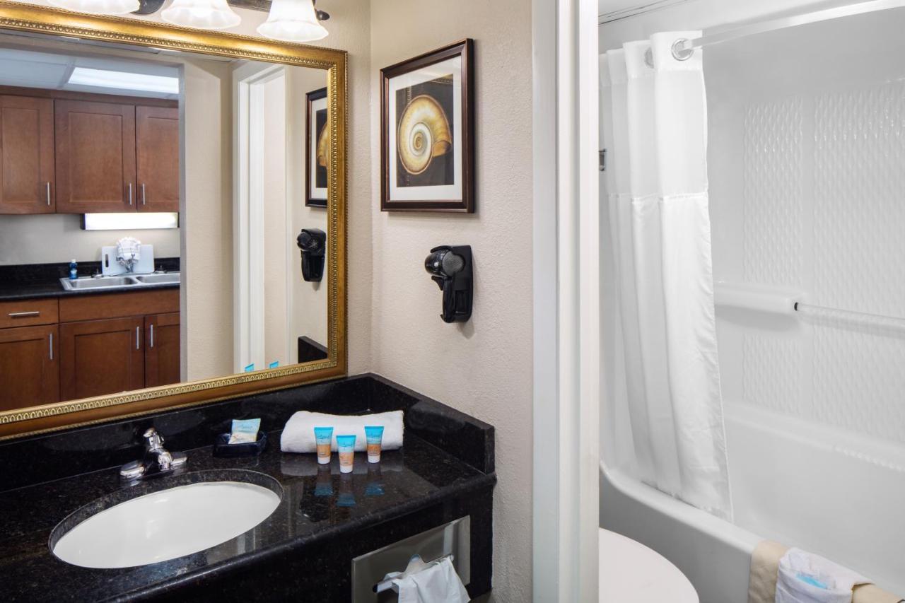 Oceanfront King Suite