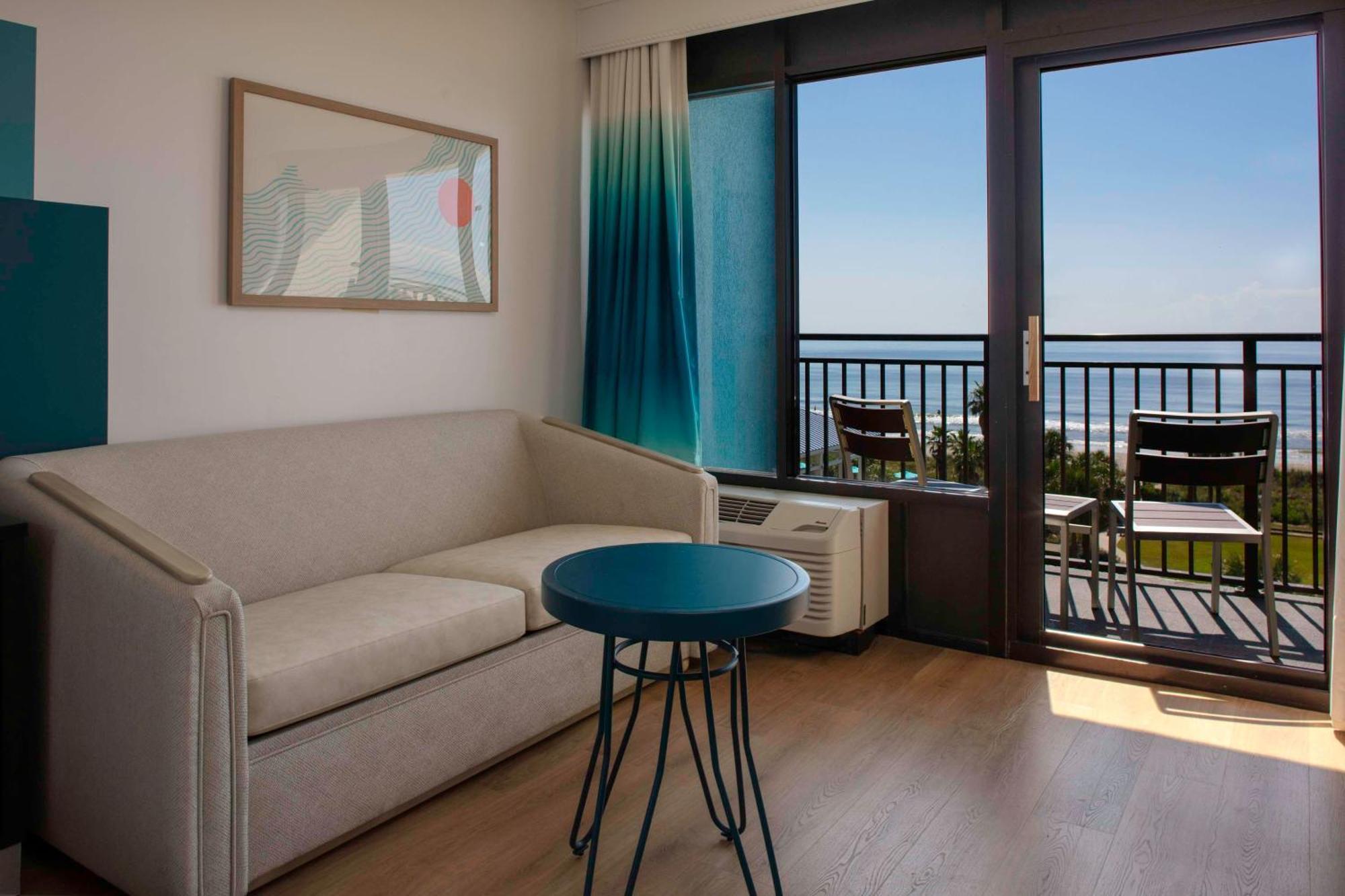 1 King Oceanview, with Sofa bed and balcony,1625488622:JPEG