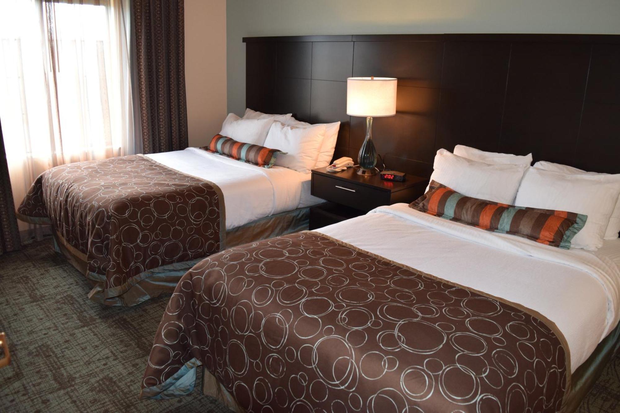 One-Bedroom Suite with Two Double Beds