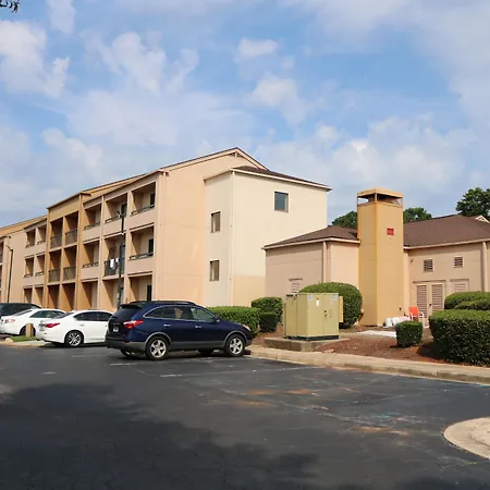 Baymont By Wyndham Columbia Northwest-2