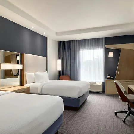 Courtyard By Marriott Columbia Cayce-3